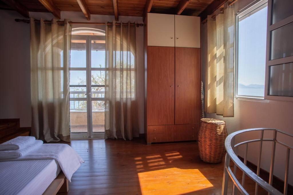 Kohyli Beachfront House Ajía Pelajía Hlomú Kültér fotó