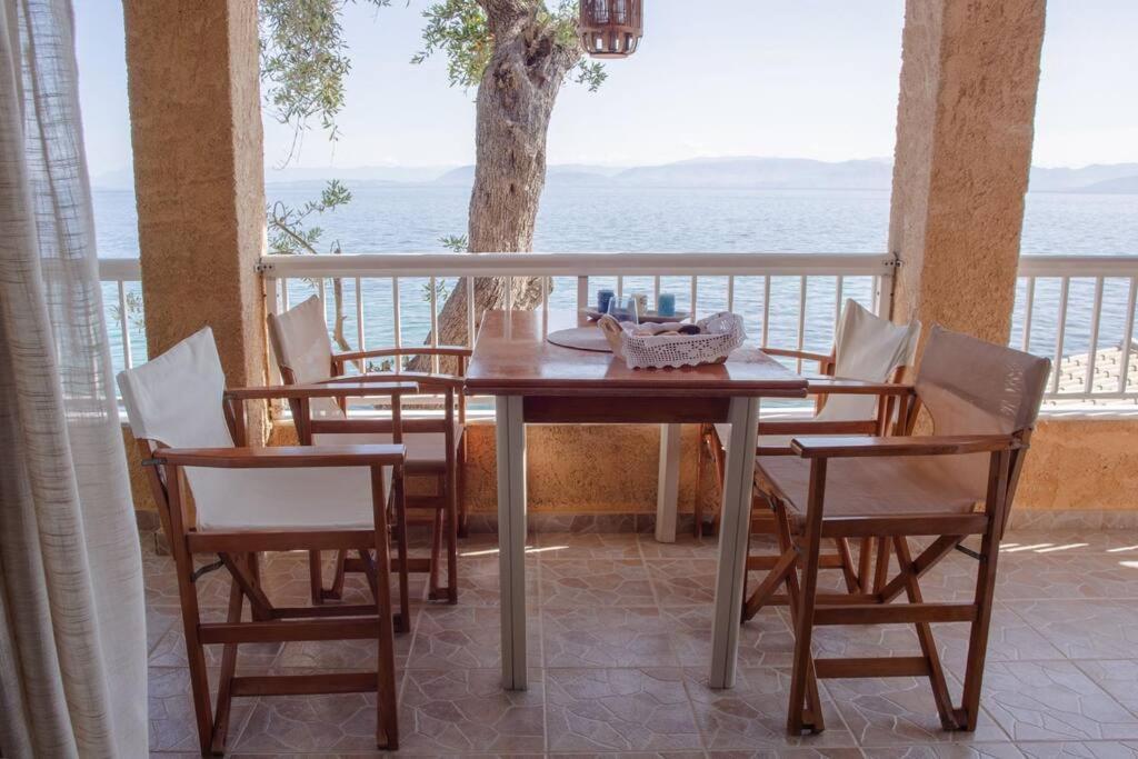 Kohyli Beachfront House Ajía Pelajía Hlomú Kültér fotó