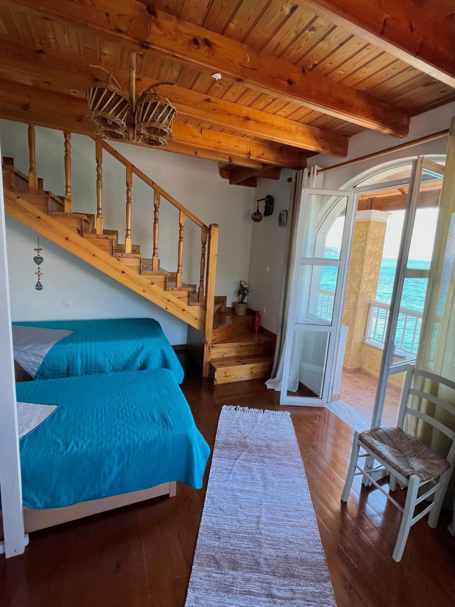 Kohyli Beachfront House Ajía Pelajía Hlomú Kültér fotó